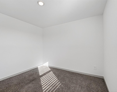 1322 Truckee River Drive - Photo Thumbnail 35
