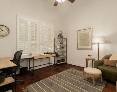 16650 Seminole Ridge Drive - Photo Thumbnail 16
