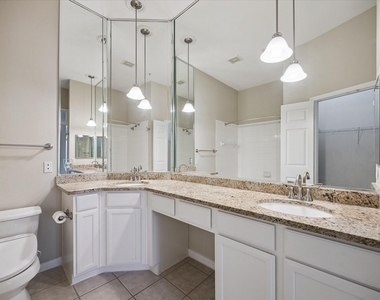 5353 Memorial Drive - Photo Thumbnail 9