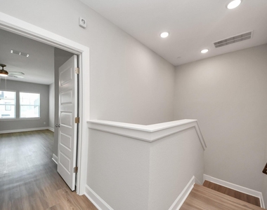 5300 Berkeley Knoll Circle - Photo Thumbnail 14