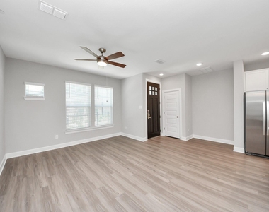 5300 Berkeley Knoll Circle - Photo Thumbnail 5