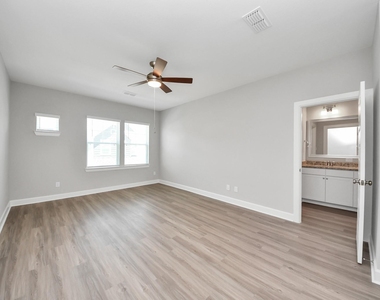 5300 Berkeley Knoll Circle - Photo Thumbnail 19
