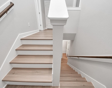 5300 Berkeley Knoll Circle - Photo Thumbnail 13