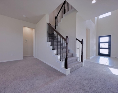 1707 Green Willow Court - Photo Thumbnail 23