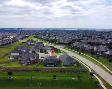 1707 Green Willow Court - Photo Thumbnail 3