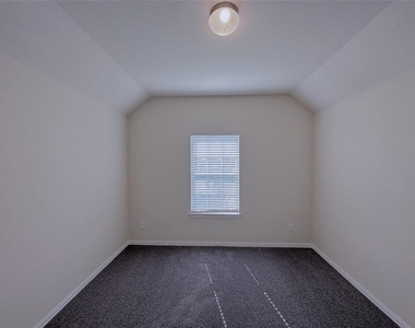 1707 Green Willow Court - Photo Thumbnail 27