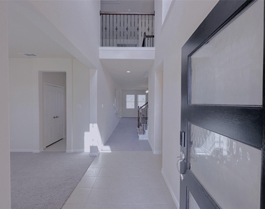 1707 Green Willow Court - Photo Thumbnail 5