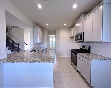 1707 Green Willow Court - Photo Thumbnail 11