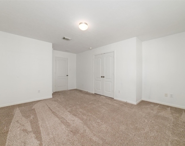 2618 Bridgestone Park Lane - Photo Thumbnail 36