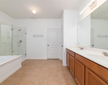 2618 Bridgestone Park Lane - Photo Thumbnail 26