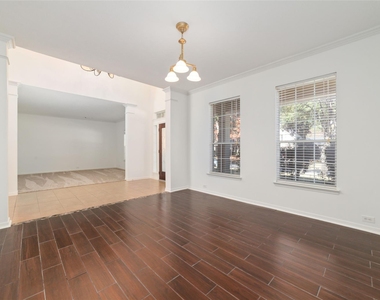 2618 Bridgestone Park Lane - Photo Thumbnail 9