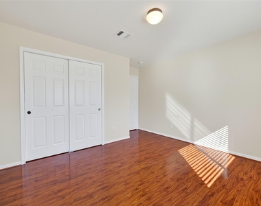 21623 Mid Peak Way - Photo Thumbnail 28