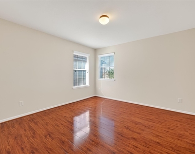 21623 Mid Peak Way - Photo Thumbnail 24