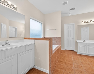 21623 Mid Peak Way - Photo Thumbnail 16