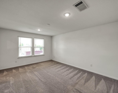 7314 Madison Commons Lane - Photo Thumbnail 13