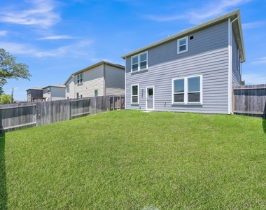 7314 Madison Commons Lane - Photo Thumbnail 27