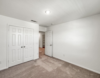 7314 Madison Commons Lane - Photo Thumbnail 25