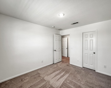 7314 Madison Commons Lane - Photo Thumbnail 22
