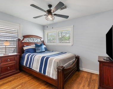 1214 W 31st Street - Photo Thumbnail 19