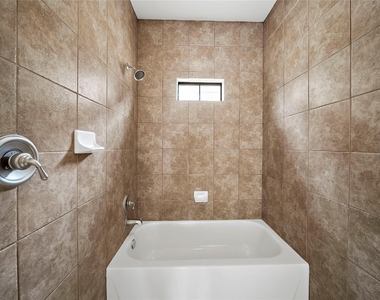 202 Mcgowen Street - Photo Thumbnail 21