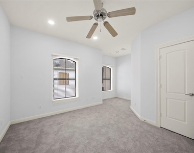 202 Mcgowen Street - Photo Thumbnail 16