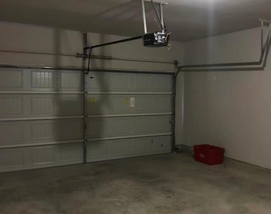 4427 Aversa Drive - Photo Thumbnail 16