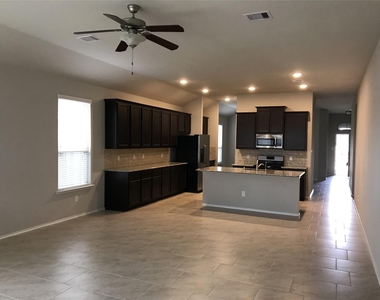 4427 Aversa Drive - Photo Thumbnail 3