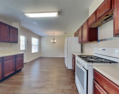 19342 Little Pine Lane - Photo Thumbnail 2