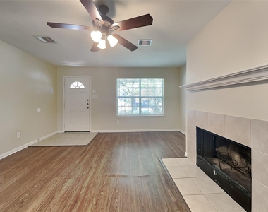19342 Little Pine Lane - Photo Thumbnail 4