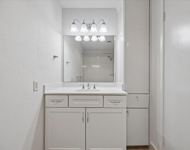 2065 Winrock Boulevard - Photo Thumbnail 20