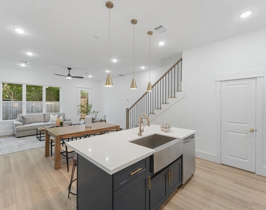 3807 Goodhope Street - Photo Thumbnail 10