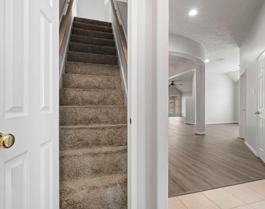 19 Terrell Trail Court - Photo Thumbnail 12