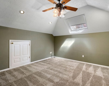 19 Terrell Trail Court - Photo Thumbnail 13