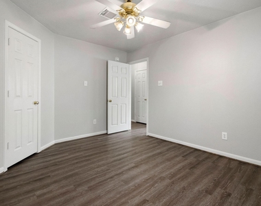 19 Terrell Trail Court - Photo Thumbnail 11
