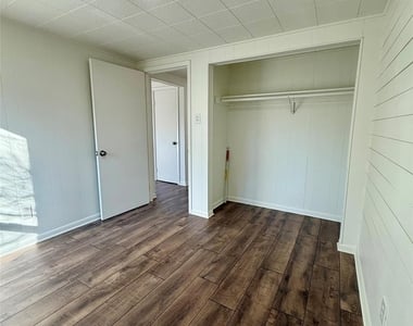 457 Impala Drive - Photo Thumbnail 12