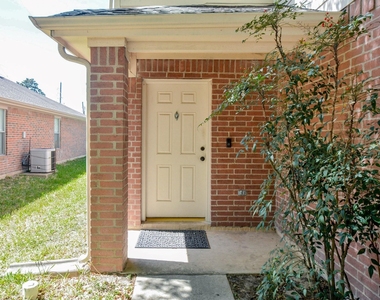 6835 Lower Arrow Dr Drive - Photo Thumbnail 3
