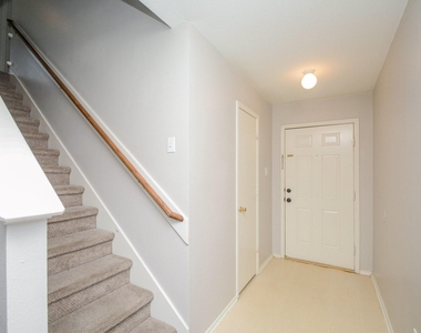 6835 Lower Arrow Dr Drive - Photo Thumbnail 5
