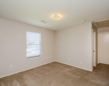 6835 Lower Arrow Dr Drive - Photo Thumbnail 27
