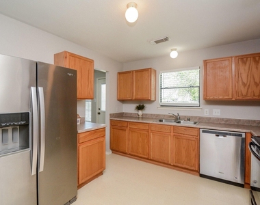 6835 Lower Arrow Dr Drive - Photo Thumbnail 8
