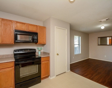 6835 Lower Arrow Dr Drive - Photo Thumbnail 11
