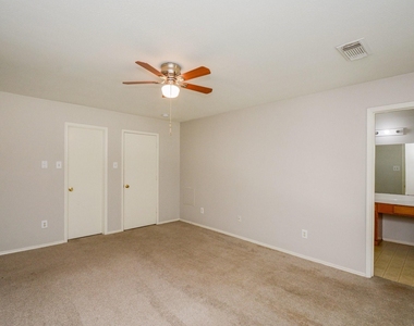 6835 Lower Arrow Dr Drive - Photo Thumbnail 18