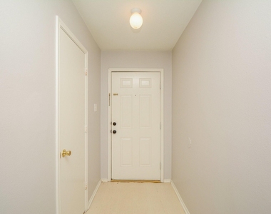 6835 Lower Arrow Dr Drive - Photo Thumbnail 4