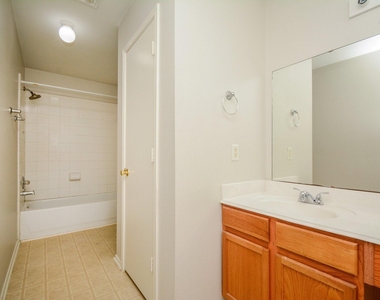 6835 Lower Arrow Dr Drive - Photo Thumbnail 25