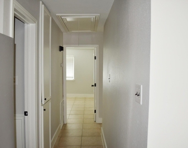 2324 Peppermill Road - Photo Thumbnail 10