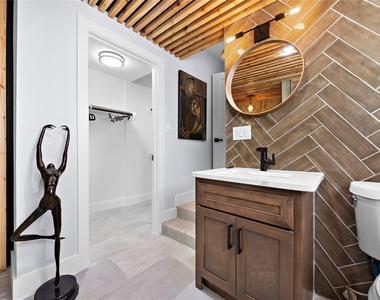 3502 Ruth Street - Photo Thumbnail 4