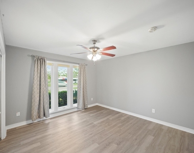 6215 S Braeswood Boulevard - Photo Thumbnail 18