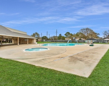 11111 Wheatridge Drive - Photo Thumbnail 23