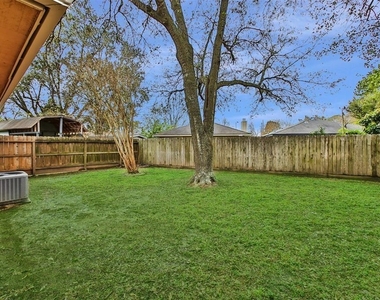11111 Wheatridge Drive - Photo Thumbnail 19