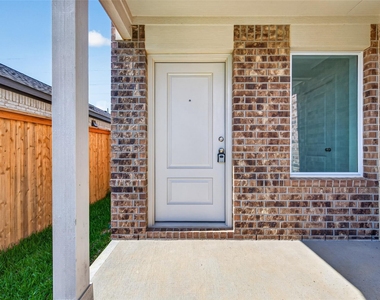 28522 Golden Hay Drive - Photo Thumbnail 2