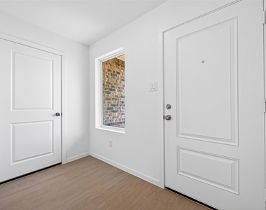 28522 Golden Hay Drive - Photo Thumbnail 3
